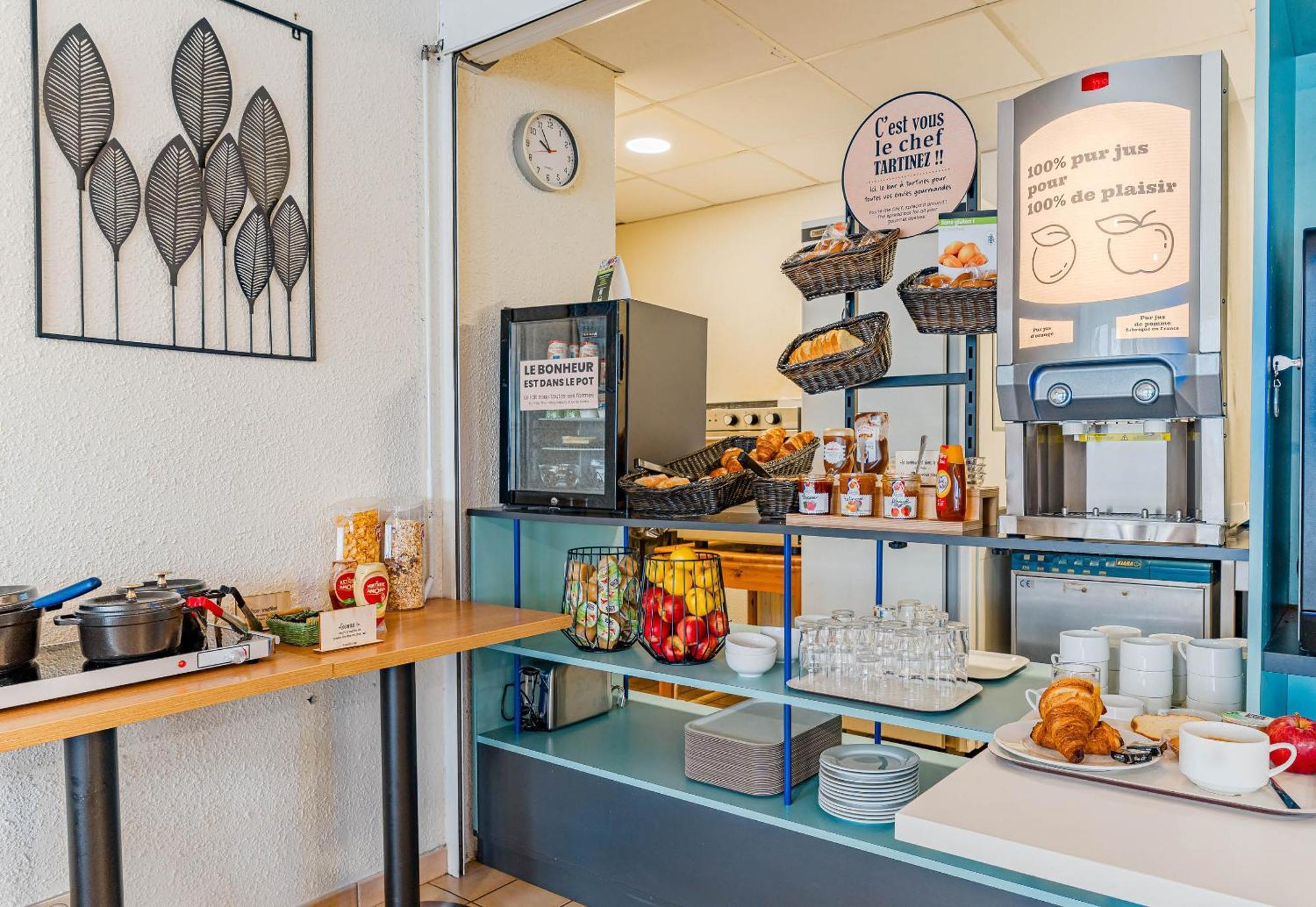 B&B Hotel Châtellerault Eksteriør billede