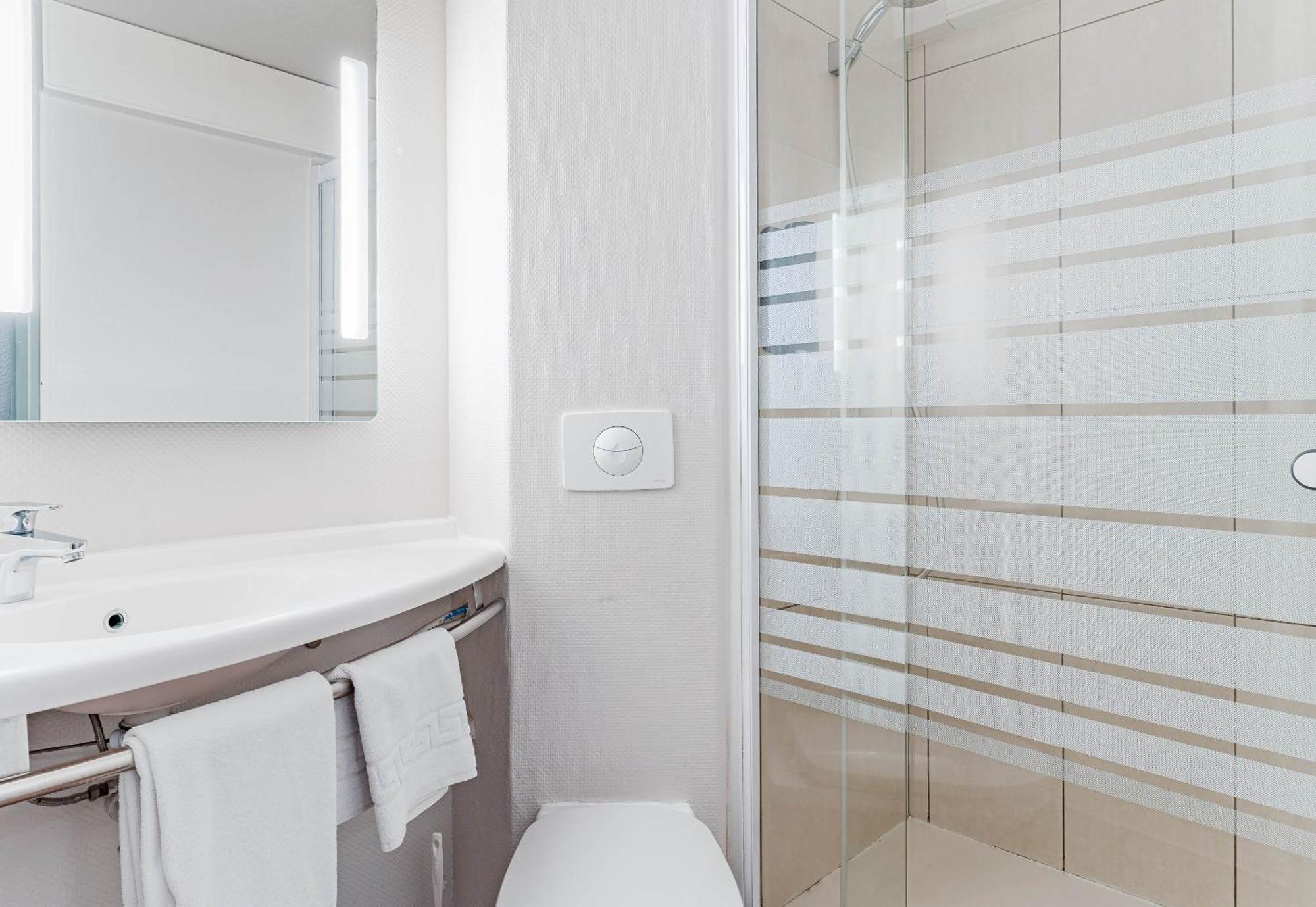B&B Hotel Châtellerault Eksteriør billede