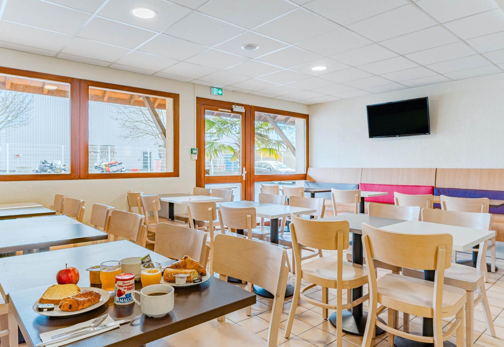 B&B Hotel Châtellerault Eksteriør billede