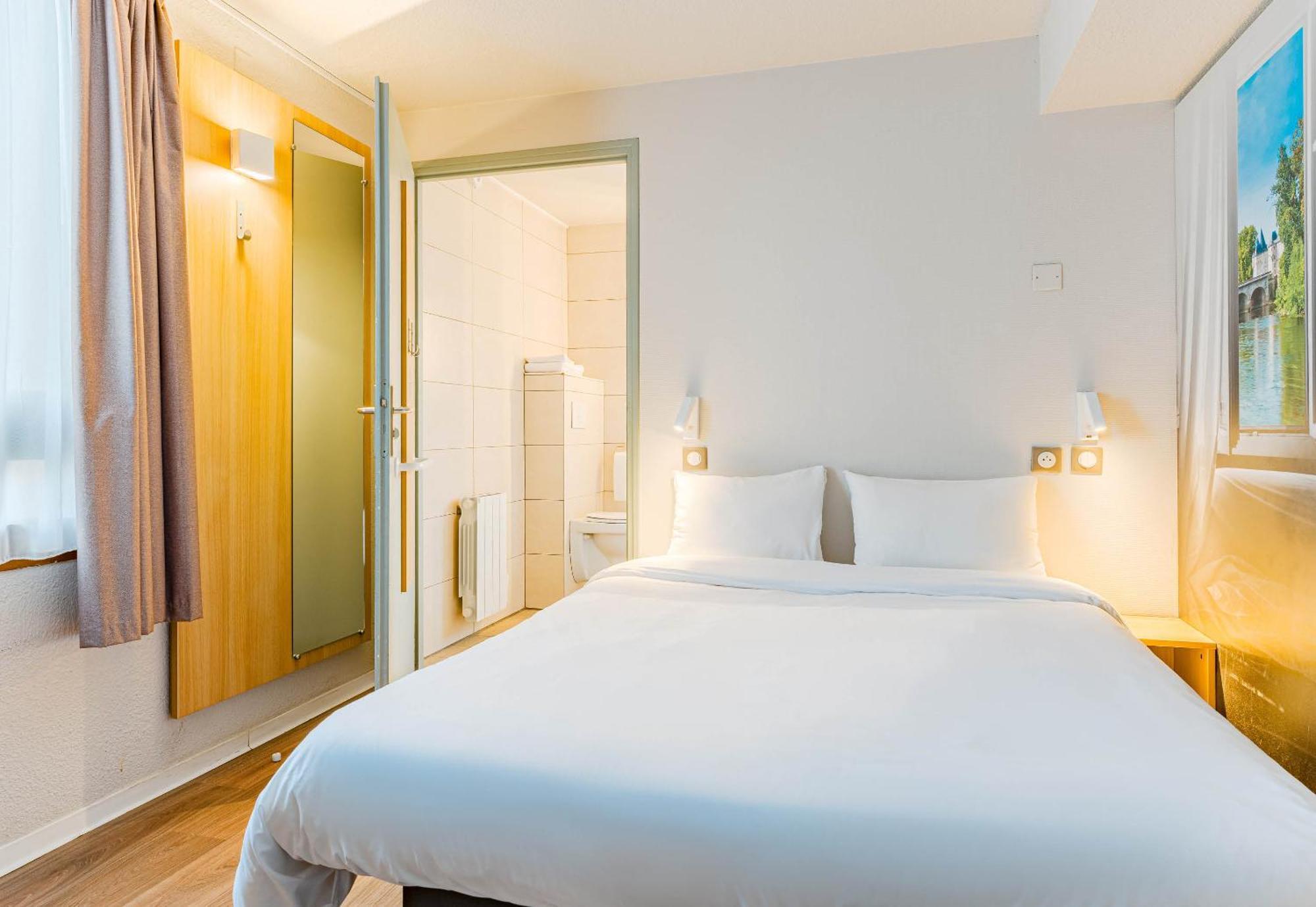 B&B Hotel Châtellerault Eksteriør billede