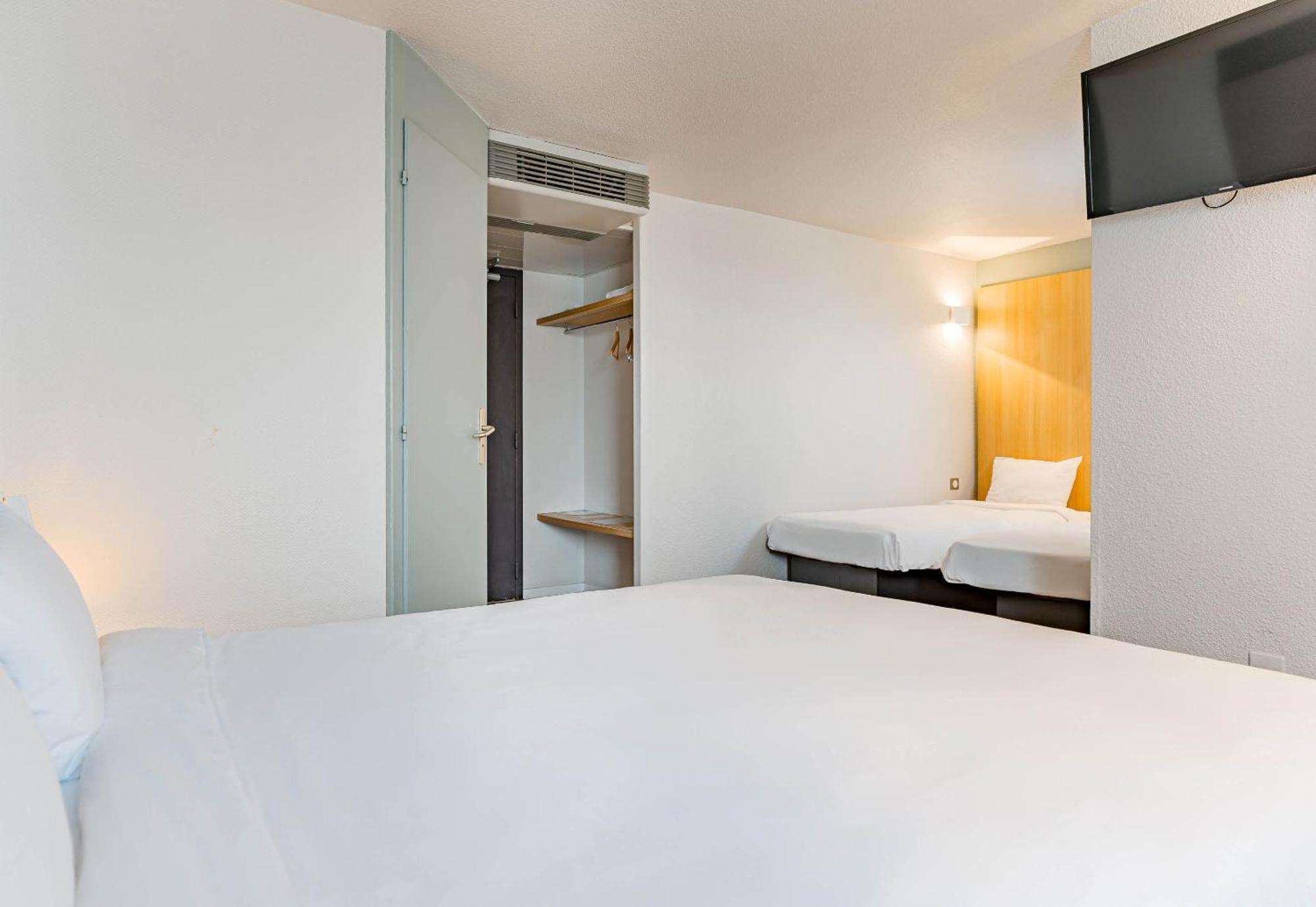 B&B Hotel Châtellerault Eksteriør billede