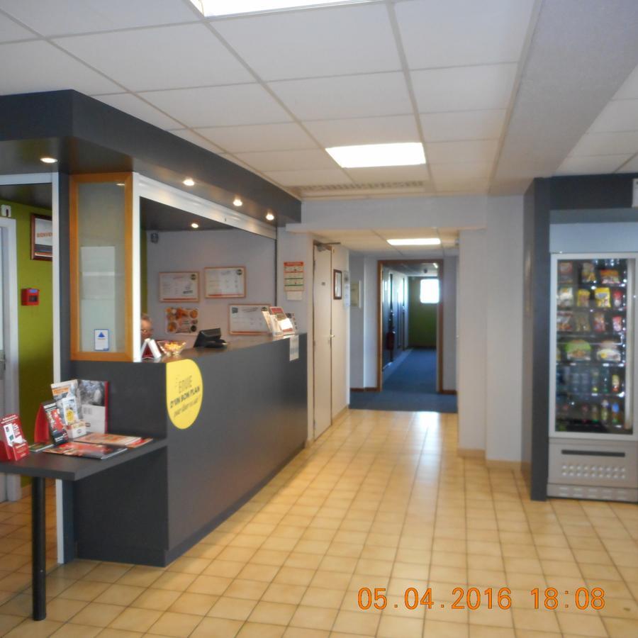 B&B Hotel Châtellerault Eksteriør billede