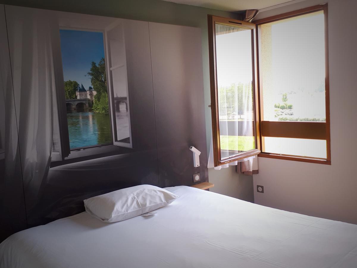 B&B Hotel Châtellerault Eksteriør billede