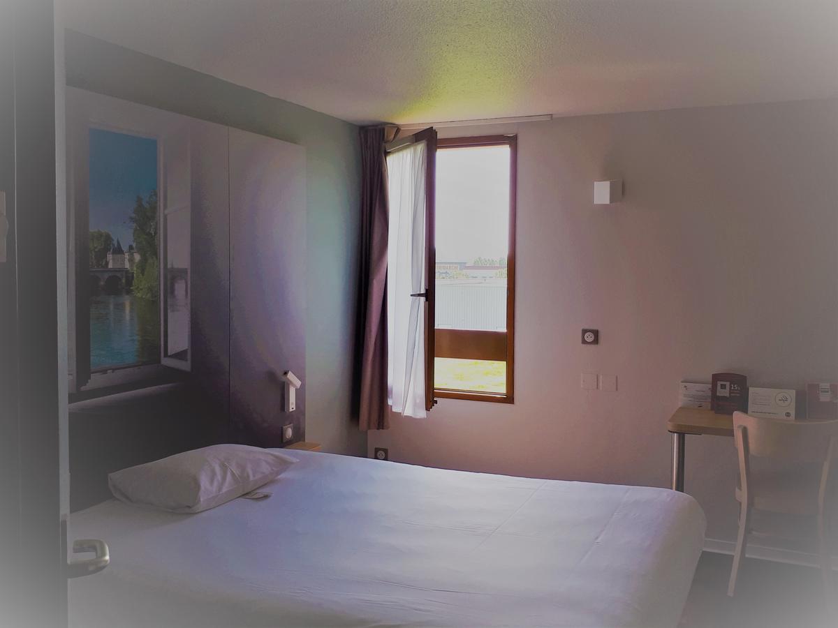 B&B Hotel Châtellerault Eksteriør billede