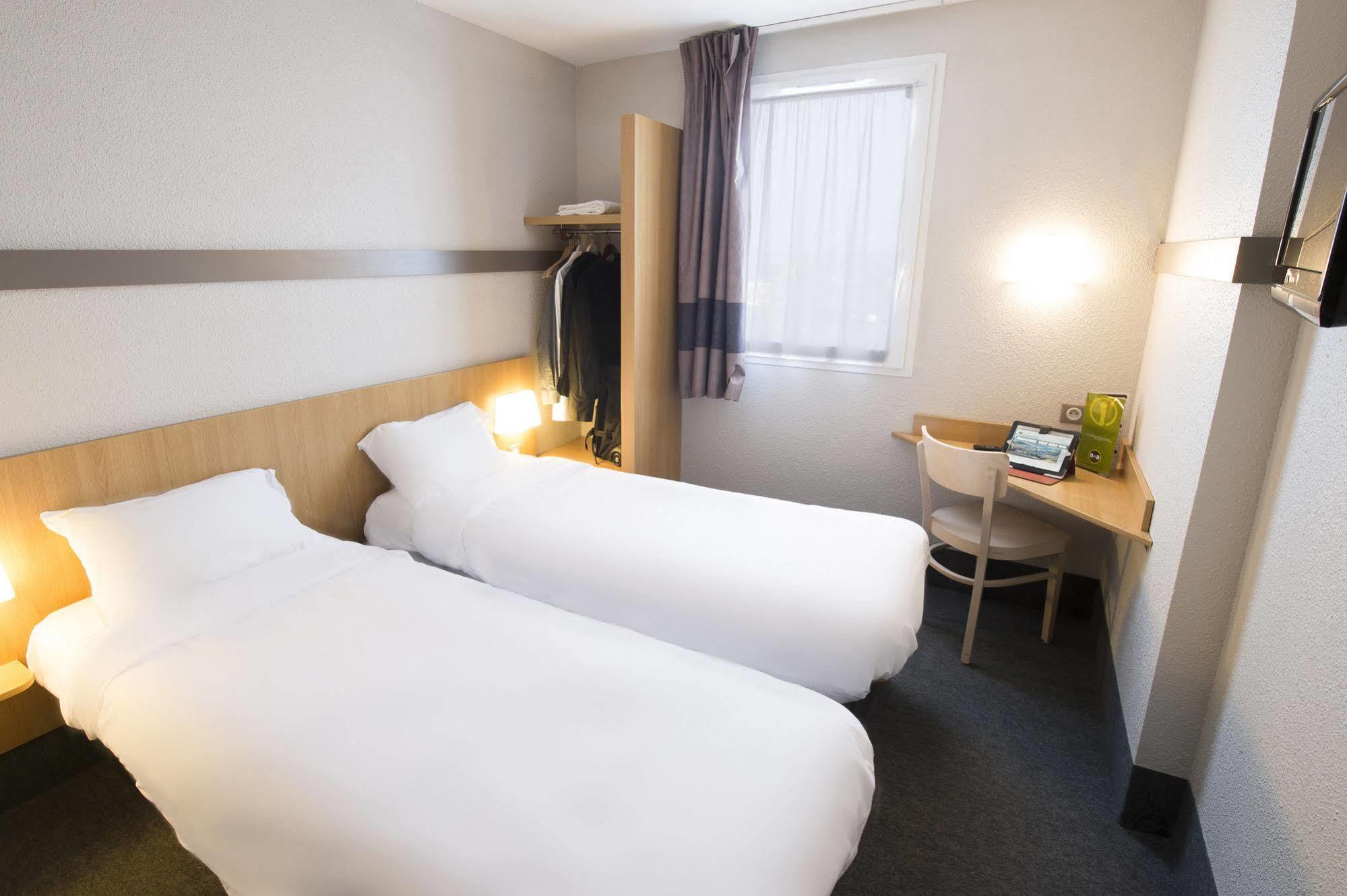 B&B Hotel Châtellerault Eksteriør billede