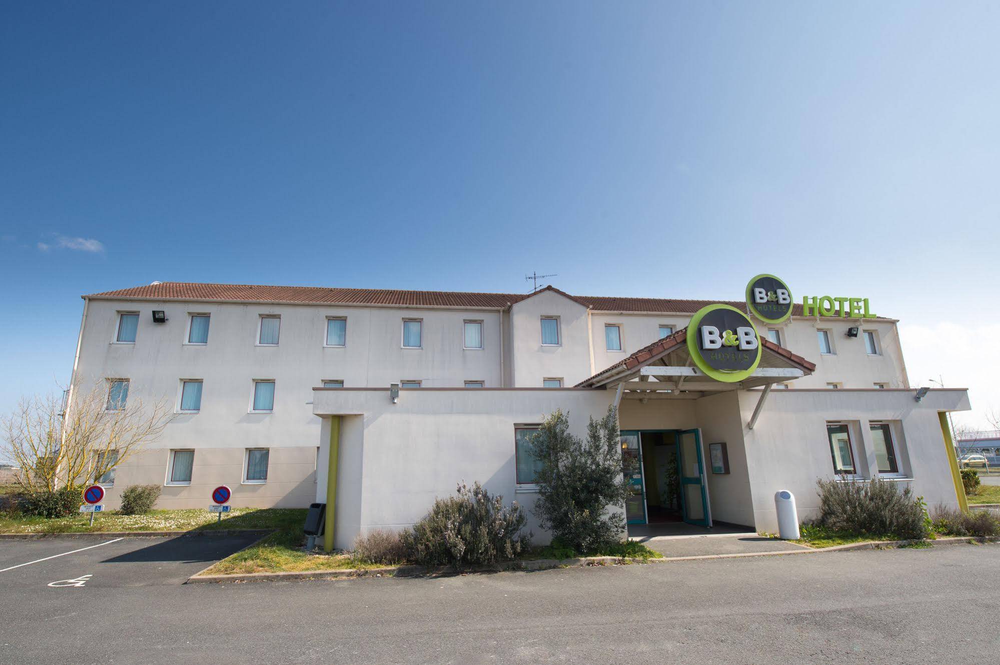 B&B Hotel Châtellerault Eksteriør billede