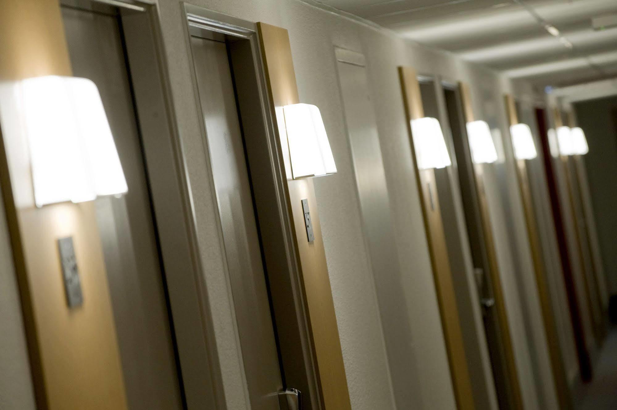 B&B Hotel Châtellerault Eksteriør billede