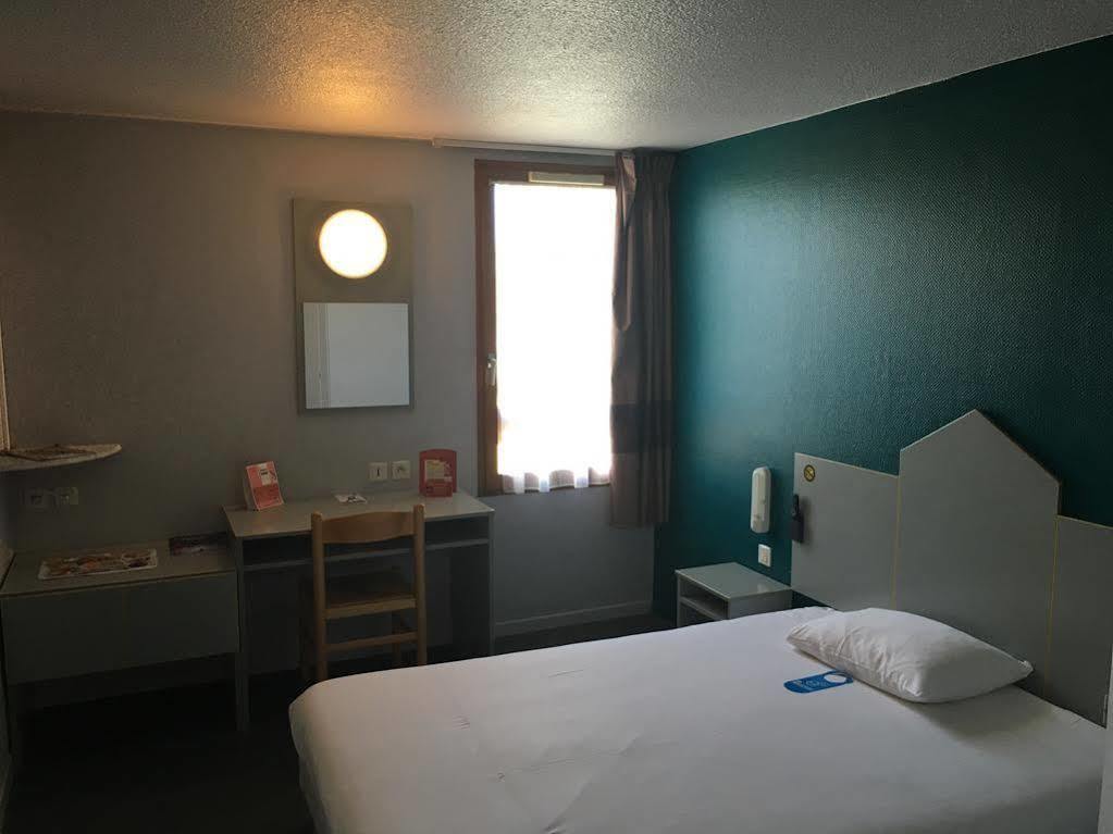 B&B Hotel Châtellerault Eksteriør billede